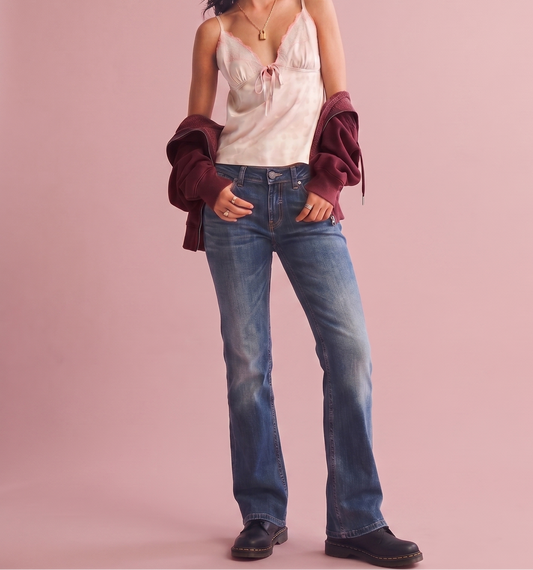 Vintage Bootcut Jeans – Sculpted Flap Pocket